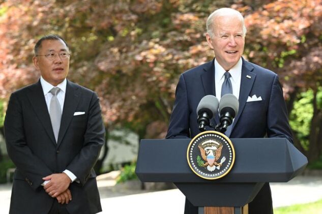 Biden Promised His Hyundai Georgia Car Plant Deal Would “Create More Than 8,000 New American Jobs”, Instead Hundreds of Illegals Busted by Trump Admin