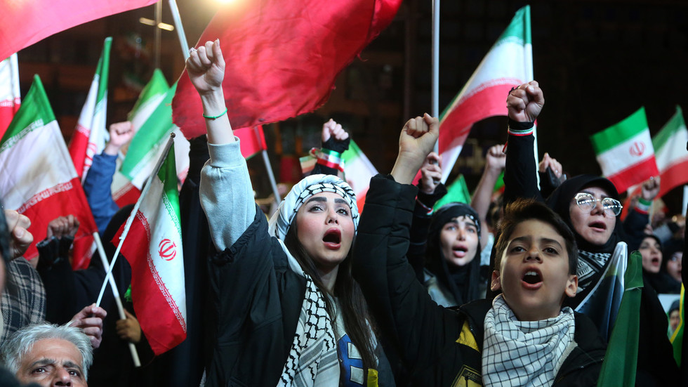 This is how the age of American dominance comes to an end