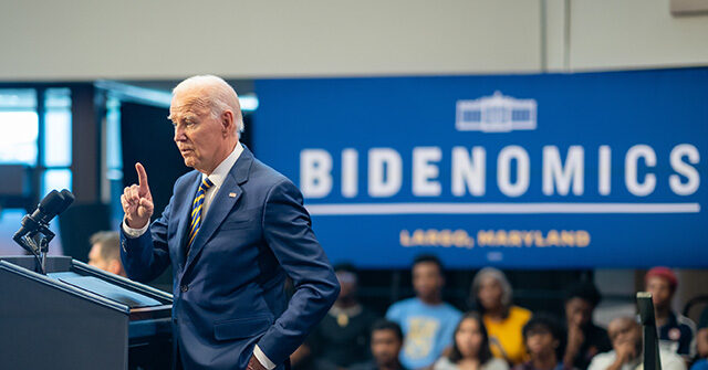 MS NOW’s Steele: Can’t Blame Biden for Prices, He ‘Dealt With Inflation at 9%’