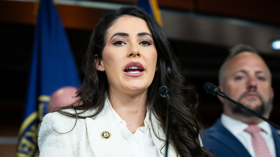 No weapons for Kiev over church persecution – US congresswoman