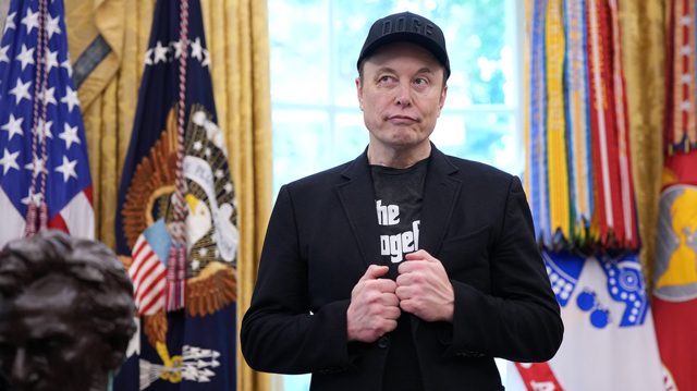 Musk outlines strategy to break up two-party US system
