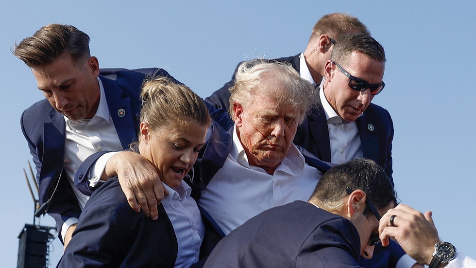 Texas man arrested for Trump death threats
