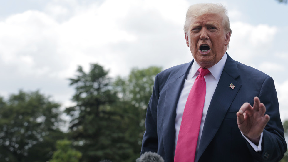 Trump toughens stance in EU trade talks – FT