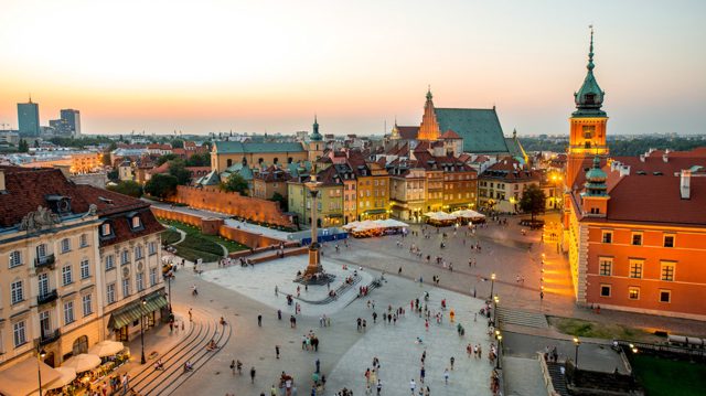 Poland advises citizens to leave Russia