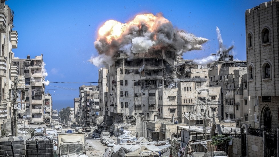 A third of UK MPs urge Starmer to recognize Palestine