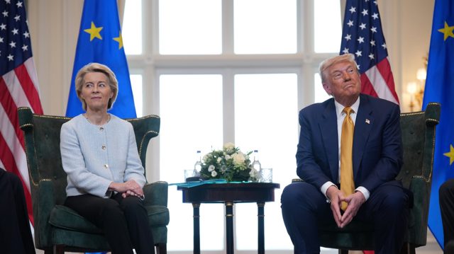 EU submits to 15% Trump tariffs in new US trade deal