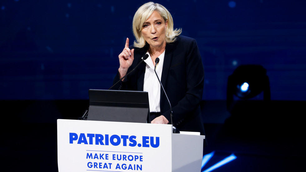US-EU trade deal a ‘fiasco’ – Le Pen