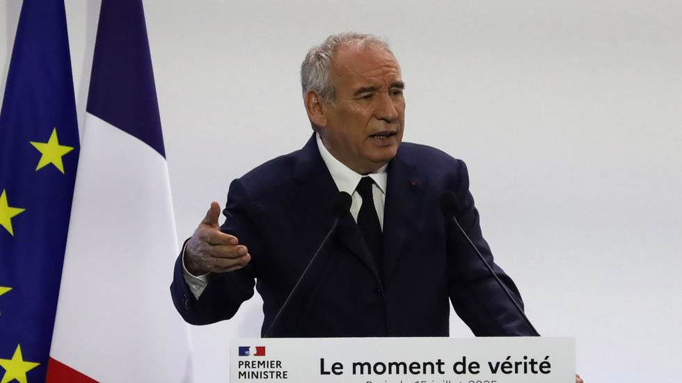 French PM slams EU ‘submission’ to US in trade deal