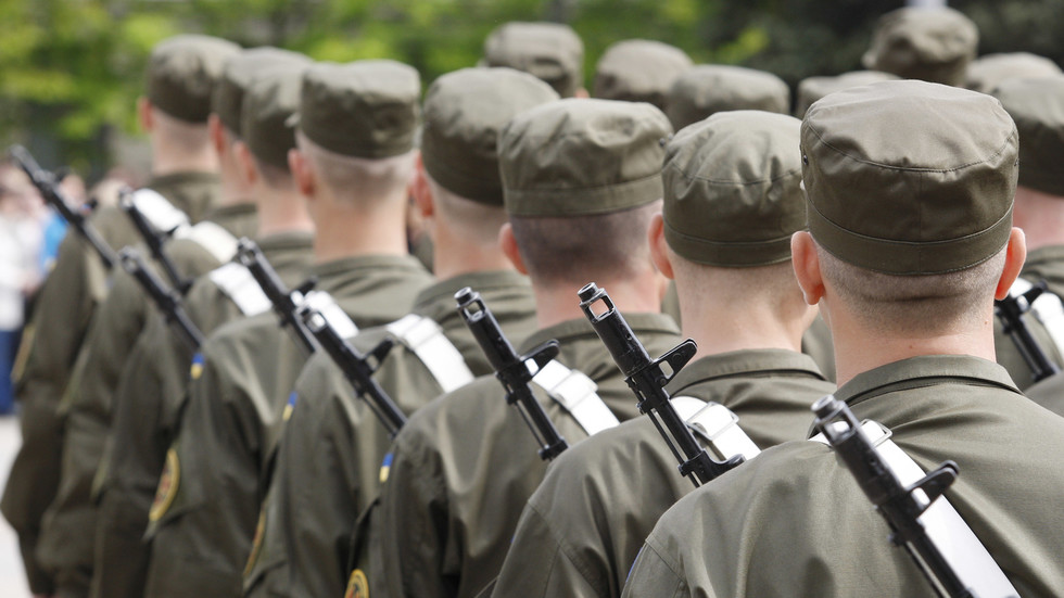 Ukrainian army to recruit pensioners