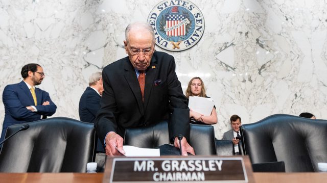 FBI was ‘weaponized’ in Obama-Clinton conspiracy to ‘stop Trump’ – top US senator