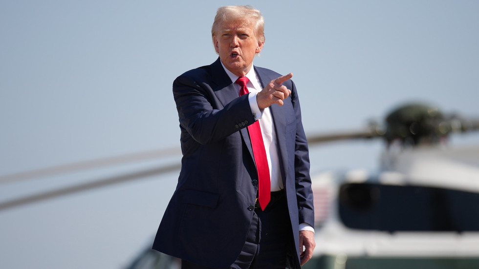 Trump fires statistics official after US posts weak job numbers