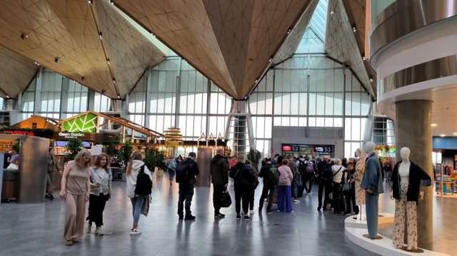 ‘Disappointed’ Westerners increasingly attracted to Russia – Western media