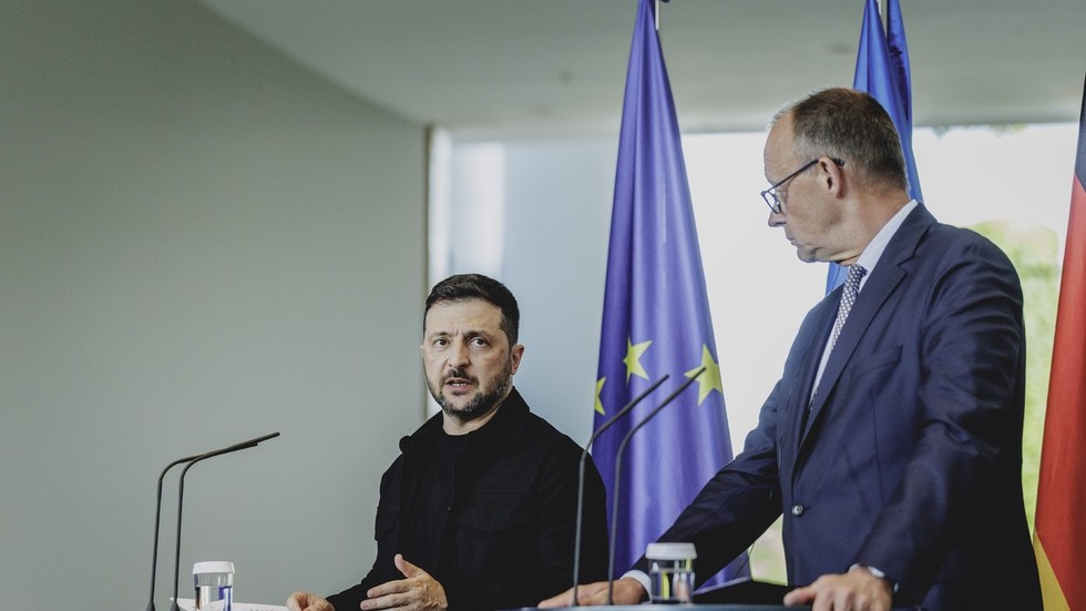 Kiev ‘ready’ to discuss territory with Moscow – Merz