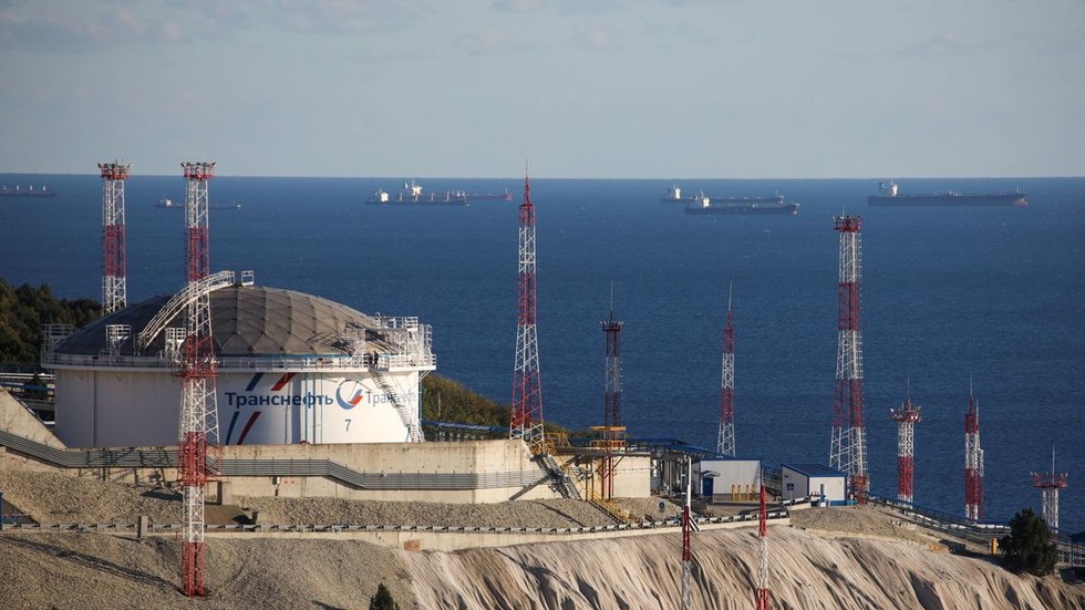 Chinese refiners boost Russian oil imports – CNN