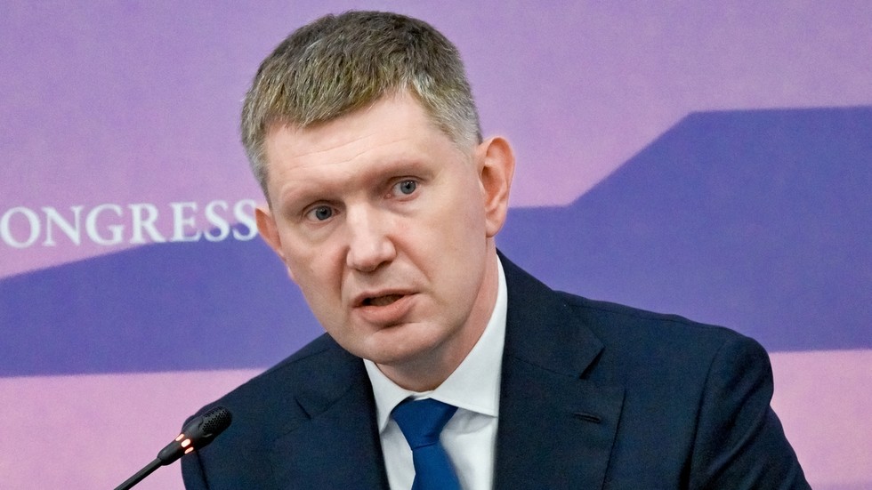 Russian economy cooling ‘faster than expected’ – ministry