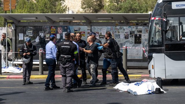 Six killed in East Jerusalem bus-station shooting (VIDEOS)
