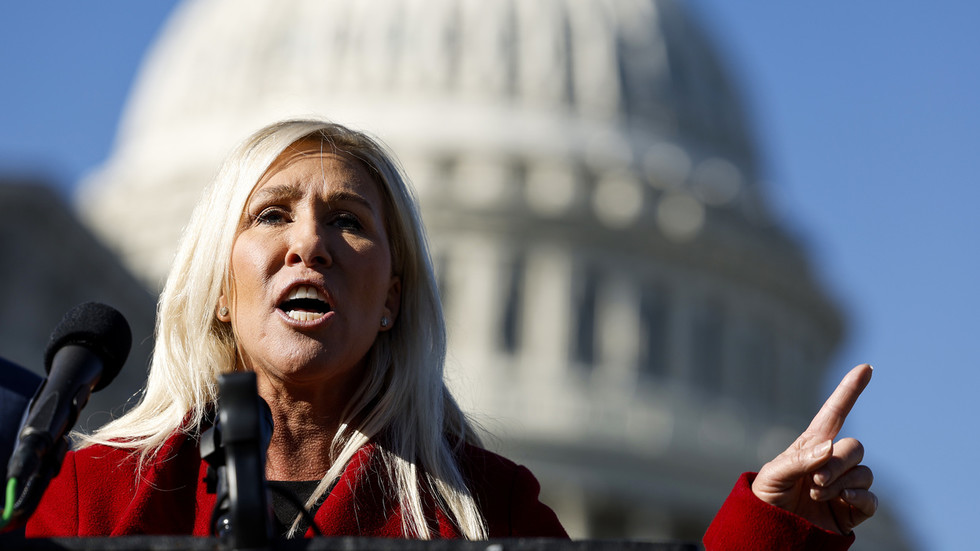 US lawmaker moves to block Ukraine aid