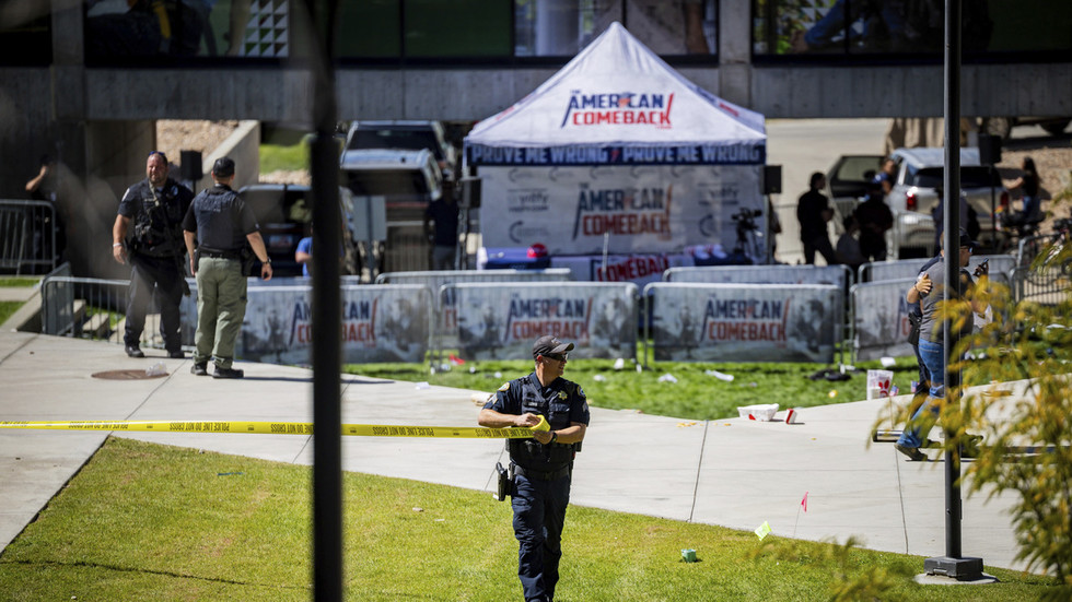 FBI posts $100,000 bounty for info about Charlie Kirk shooter: LIVE UPDATES
