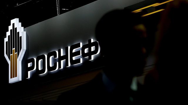 UK tightens sanctions against Russia’s largest oil firms