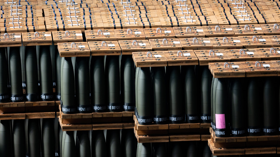 US threatening to cut Ukraine weapons supply and intel sharing – Reuters