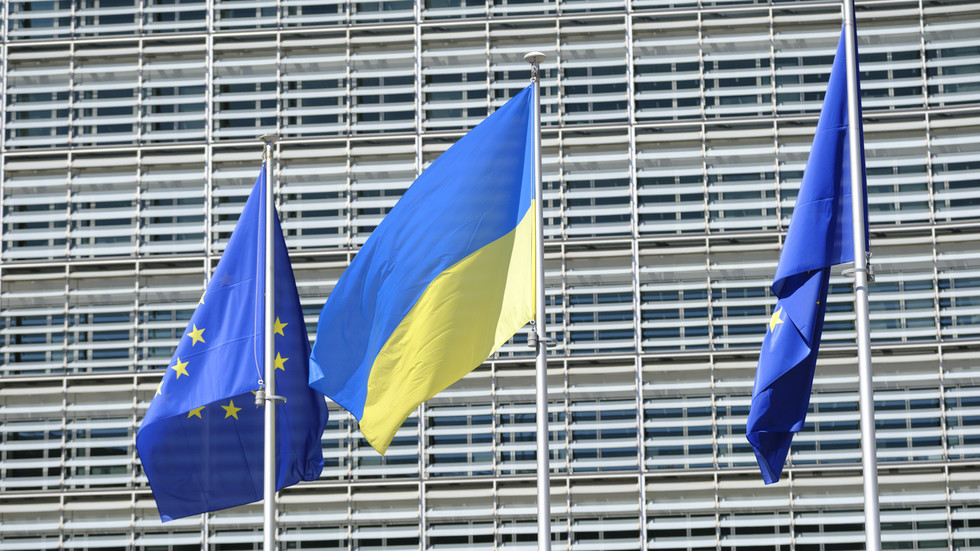 EU seeking to rewrite Trump’s Ukraine peace plan – Bloomberg