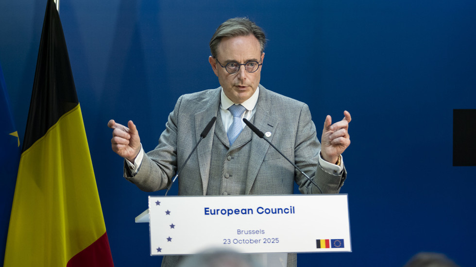 Von der Leyen’s Russian asset seizure plan ‘fundamentally wrong’ – Belgium
