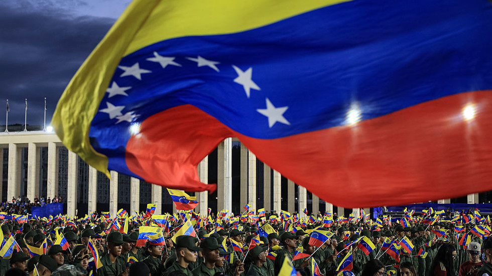 Venezuela reacts to US airspace closure threat