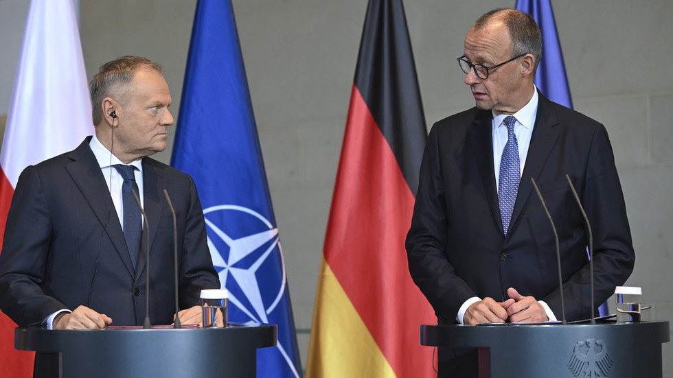 German and Polish leaders clash over WWII reparations