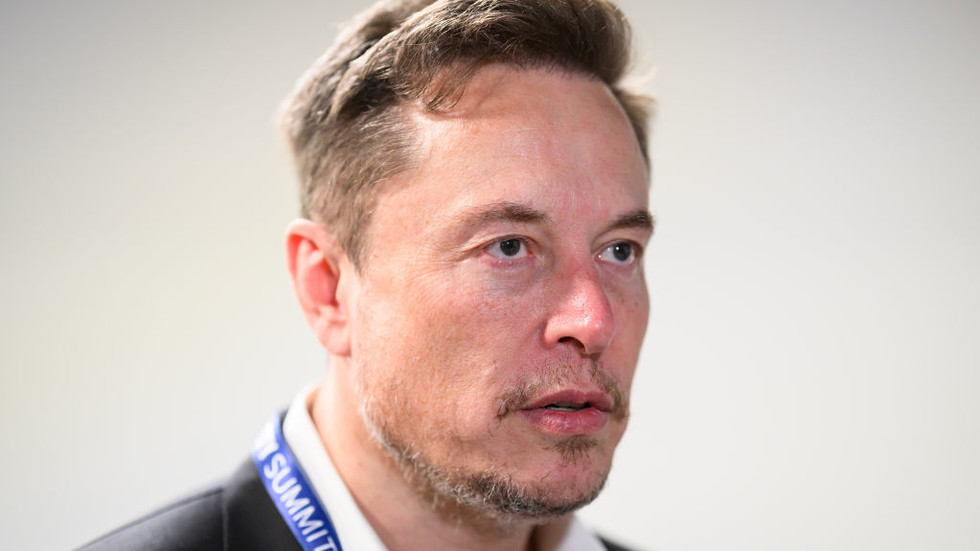 Musk calls for abolition of EU