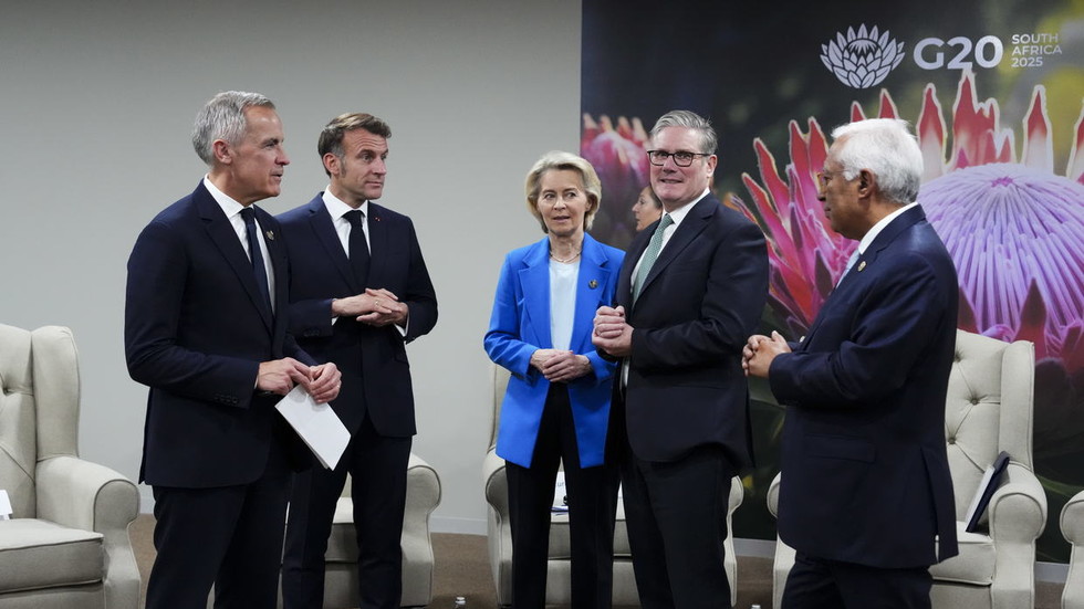 Europe fears full US exit from Ukraine conflict – Bloomberg