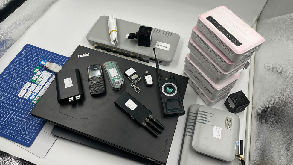 Ukrainians ‘with spy equipment’ arrested in EU