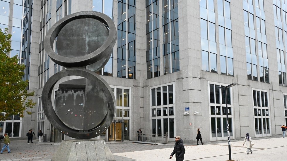 Member states step up opposition to EU seizing Russian funds – Politico