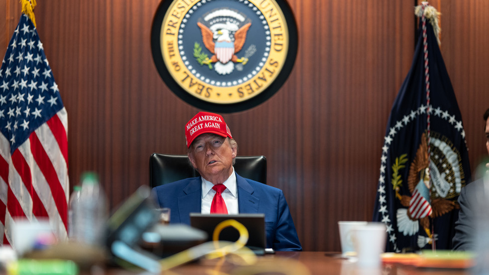 Trump signs record US war budget with $800 million for Kiev