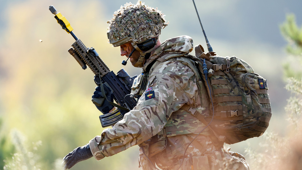 UK and France reluctant to send troops to Ukraine without US backing – FT