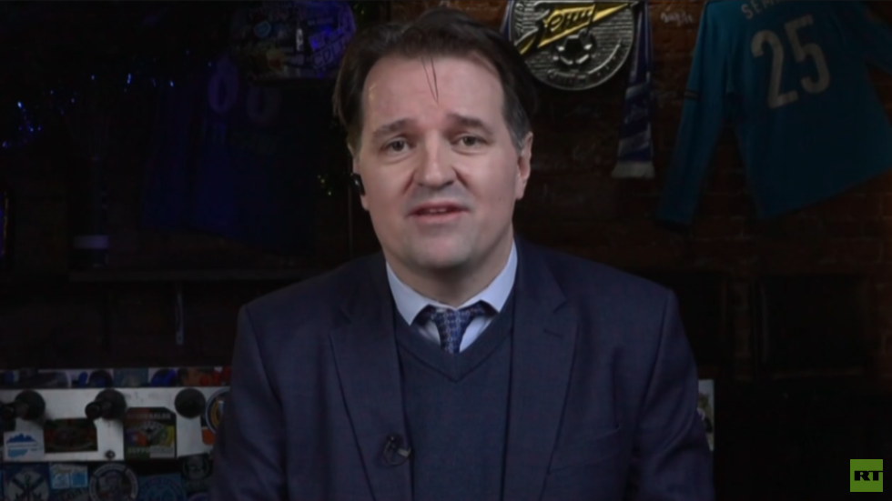 People in UK scared to speak positively of Russia – ex-cop to RT (VIDEO)