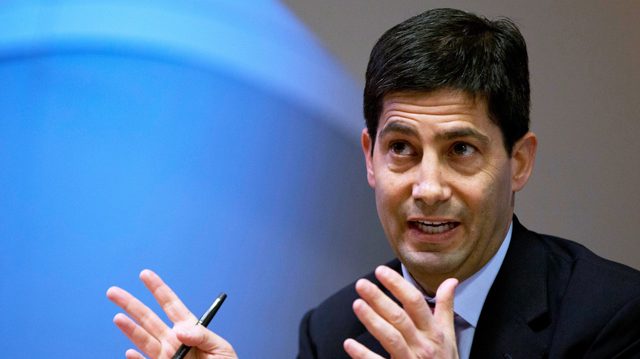 Trump reveals Fed boss nominee