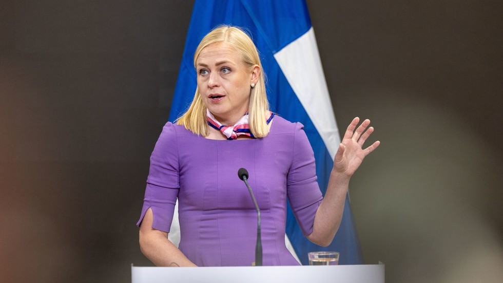 NATO state opposes ‘Article 5-like’ guarantees for Ukraine – Politico