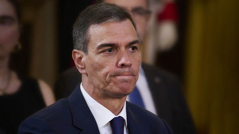 Right-wing party makes gains in Spain