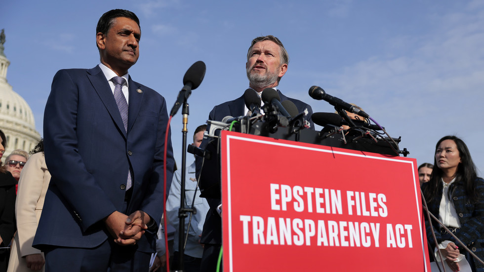 US lawmakers name powerful men ‘likely incriminated’ in Epstein files