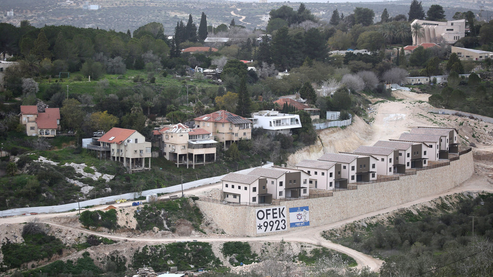 Muslim nations condemn Israel over West Bank land grab
