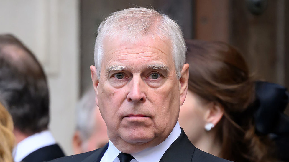 UK mulls removing ex-Prince Andrew from royal succession – media