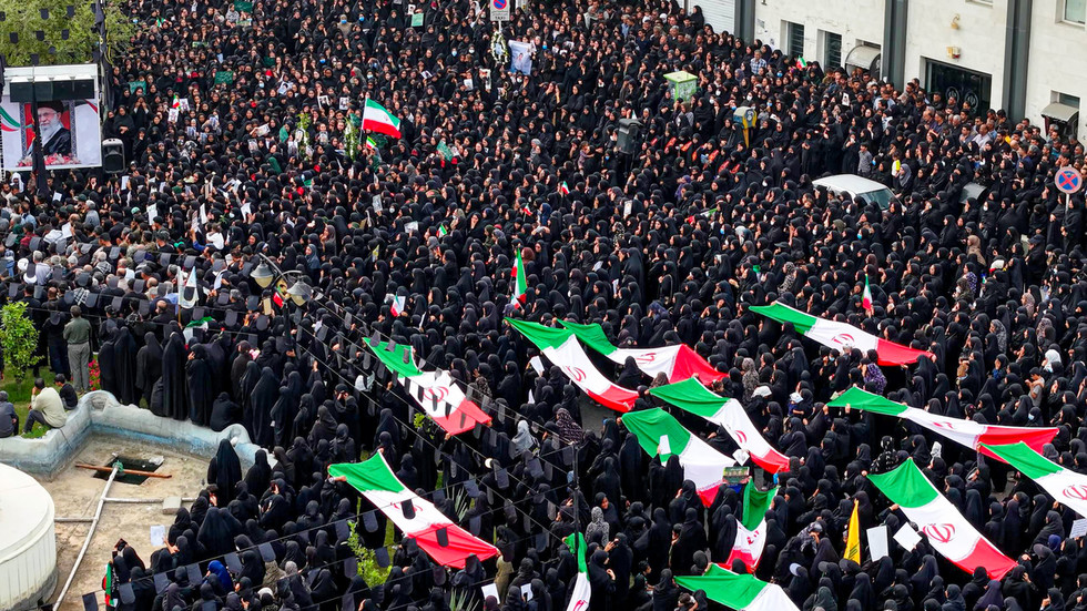 Thousands gather in Iran to mourn schoolgirls killed during US-Israeli strikes