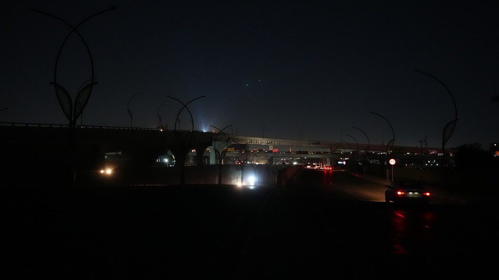 Iraq and Cuba hit by blackouts amid US pressure and attacks on Iran