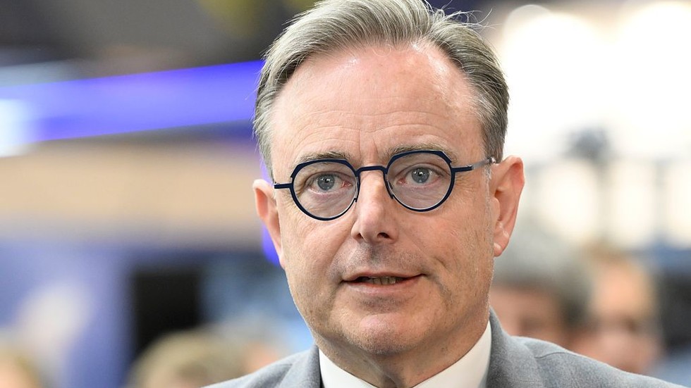 Belgian PM urges EU to negotiate with Russia
