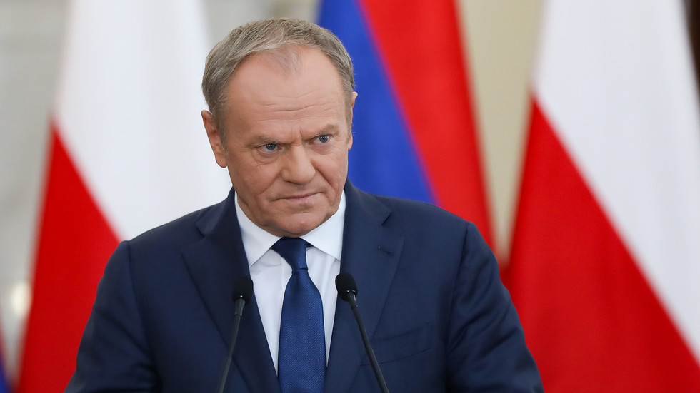 ‘Real threat’ of Polish EU exit – Tusk