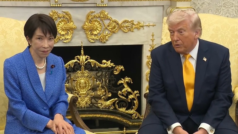 Trump catches Japanese PM off guard with surprise Pearl Harbor remark (VIDEO)