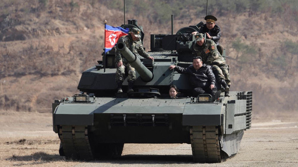 Kim’s daughter ‘drives tank’ during North Korean war drills (VIDEO, PHOTOS)