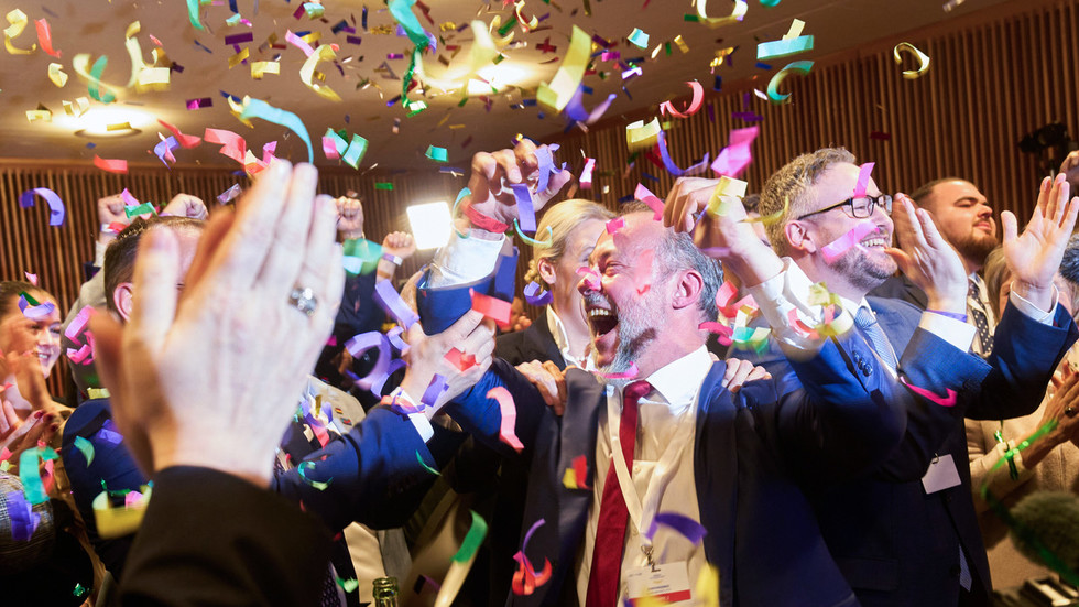Right-wing AfD hits new milestone in regional vote