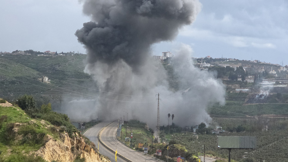 Israeli minister calls for annexation of southern Lebanon