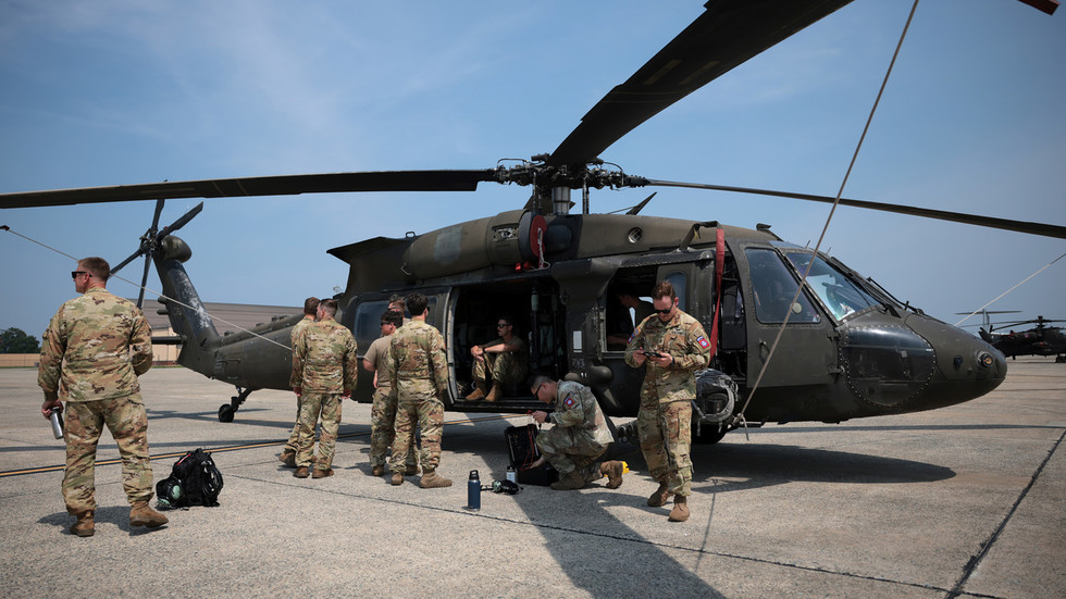 US considering sending airborne troops to Iran – NYT